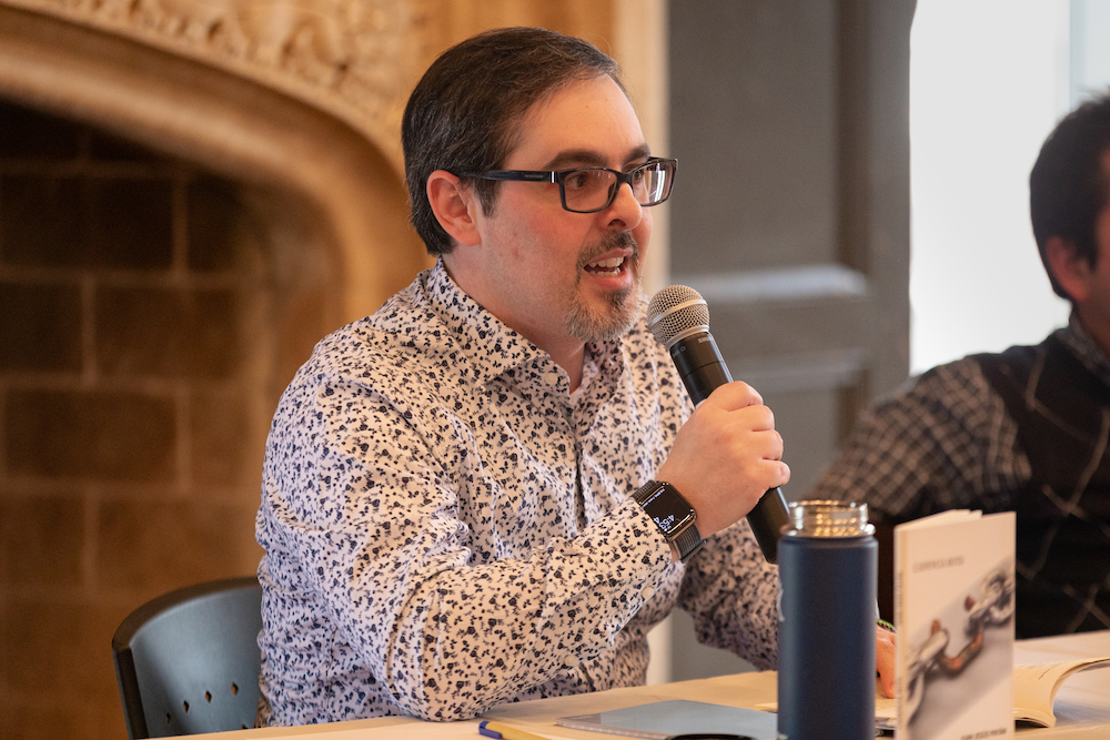 Professor Juan Jesús Payán Present His New Poetry Collection