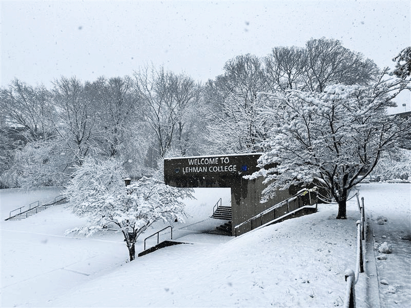 Snow on the Welcome Sign on the Quad